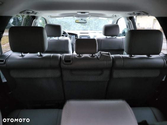 Toyota Sequoia - 29