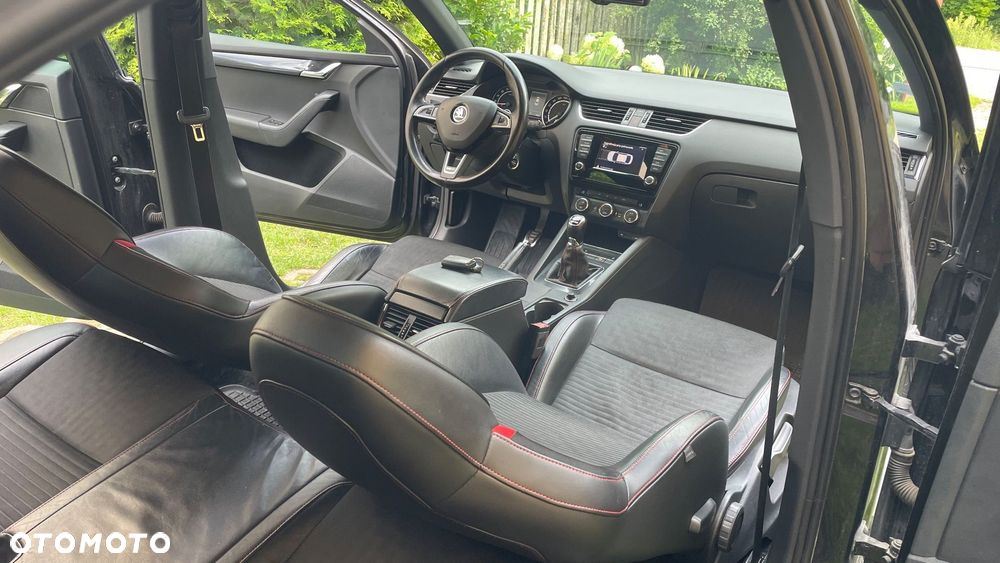 Skoda Octavia 2.0 TDI RS - 9