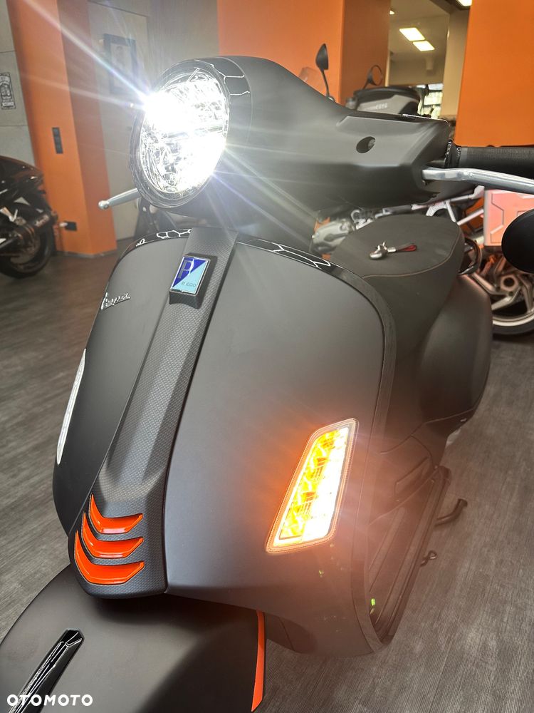 Vespa GTS - 23