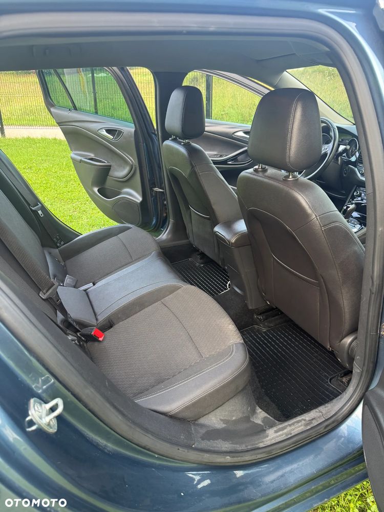 Opel Astra 1.6 Turbo Start/Stop Automatik Innovation - 11
