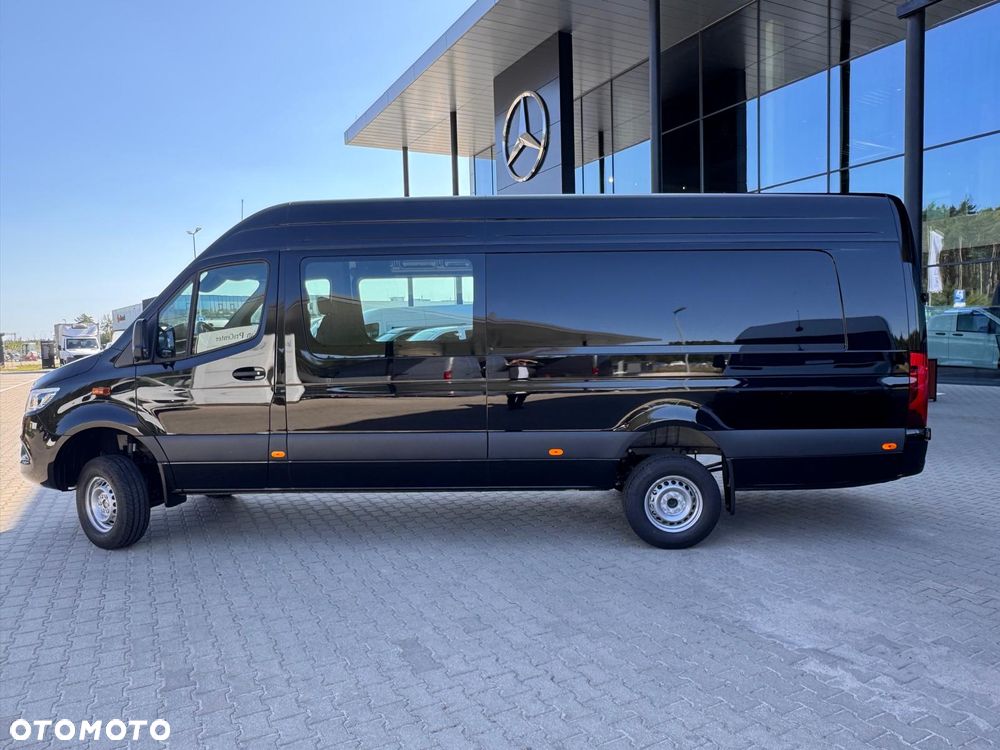 Mercedes-Benz Sprinter - 14