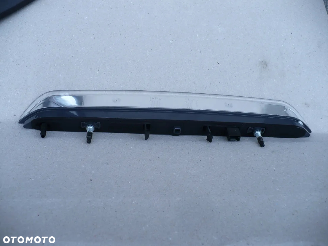 DS7 DS 7 CROSSBACK peugeot citroen swiatlo stop 9811951080 valeo bez przebi. orygi - 2