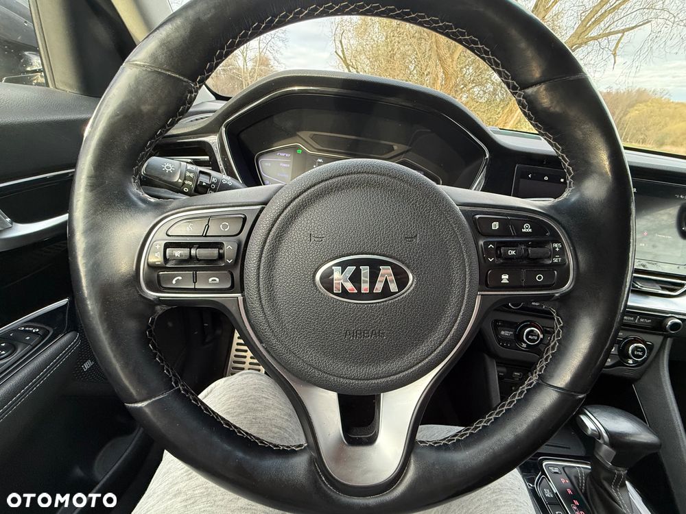 Kia Niro 1.6 GDI PHEV 2WD OPF Edition 7 - 29