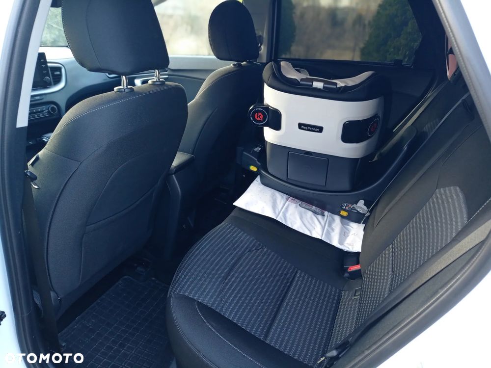 Kia Ceed 1.5 T-GDI Business Line Plus DCT - 11