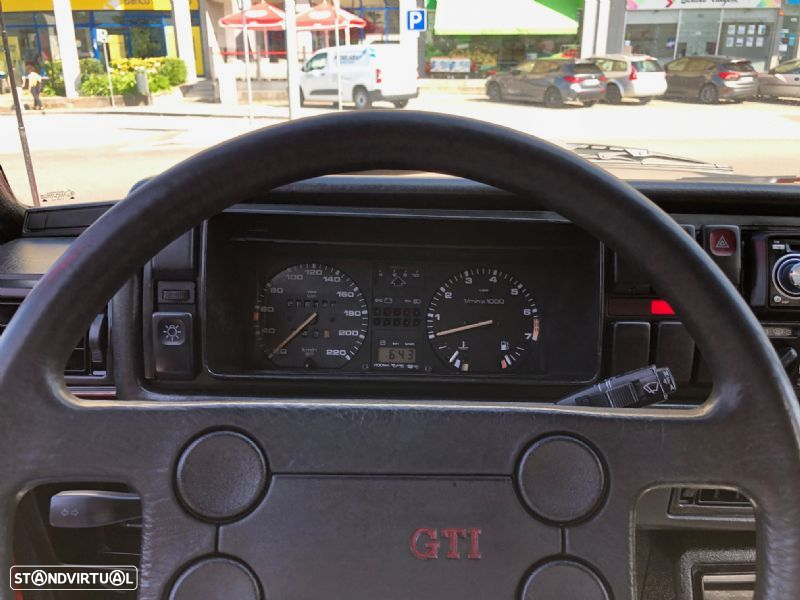 VW Golf 1.8 GTI - 18