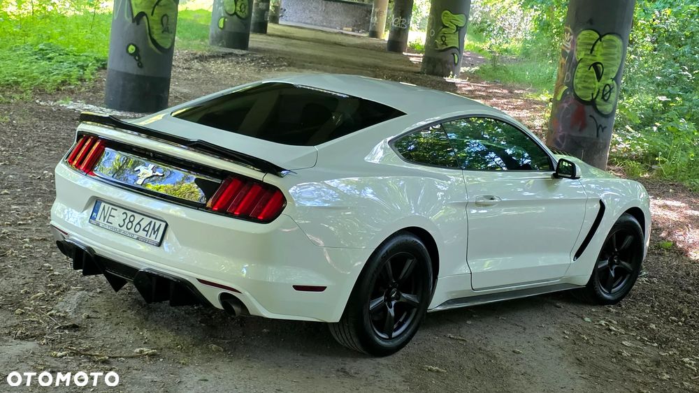 Ford Mustang 3.7 V6 - 6