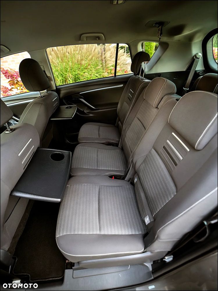 Toyota Verso - 29