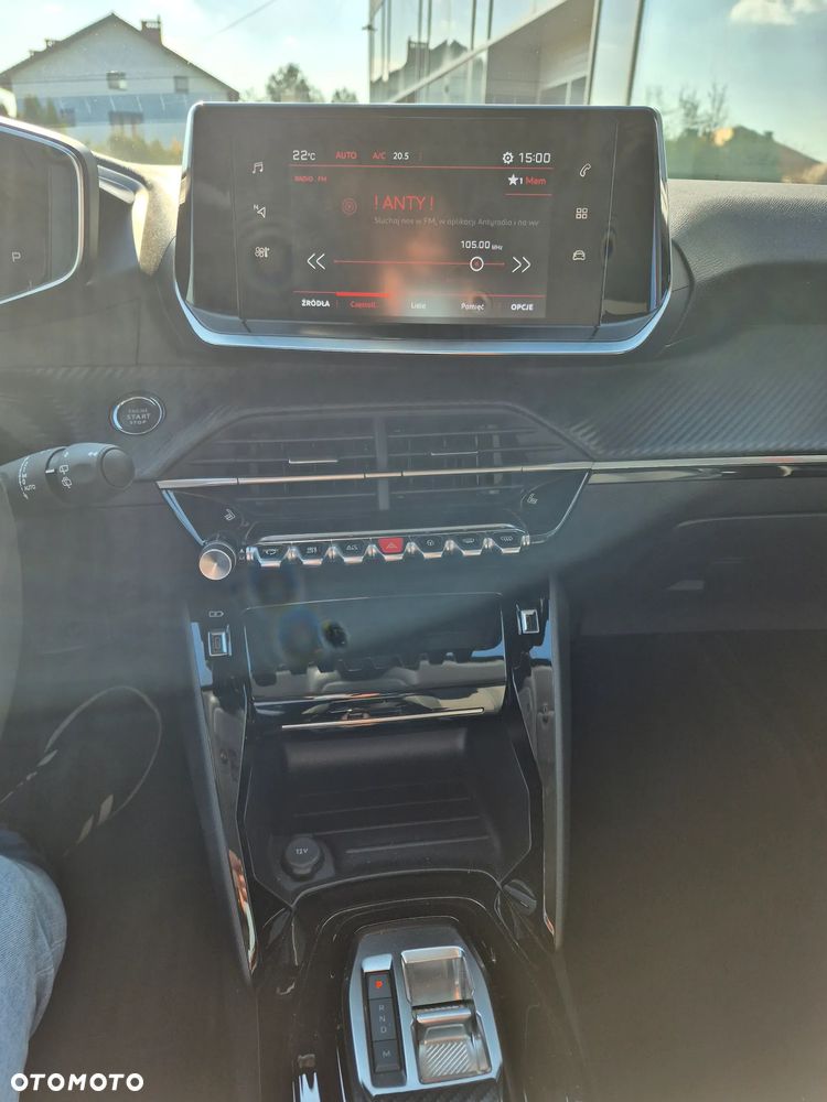 Peugeot 208 1.2 PureTech Allure Pack S&S EAT8 - 17