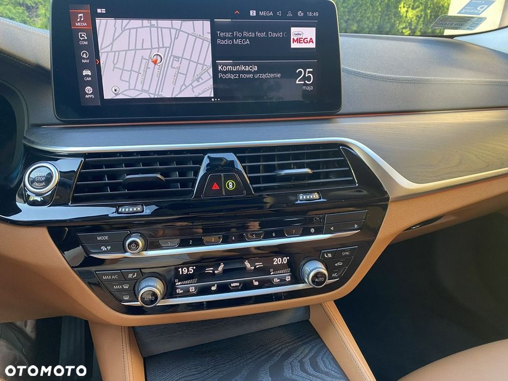BMW Seria 5 530i xDrive mHEV Luxury Line - 19
