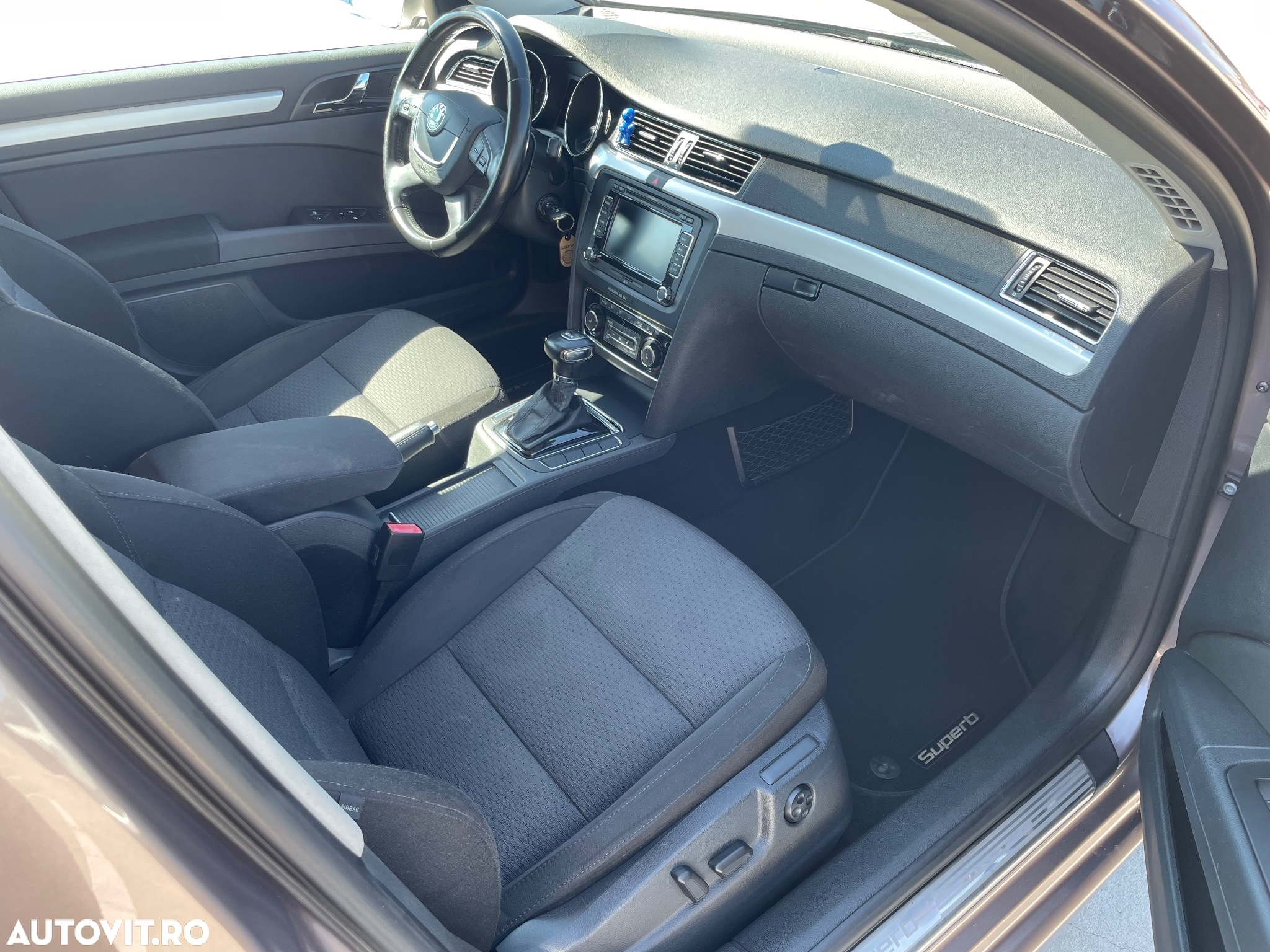 Skoda Superb Combi 2.0 TDI Elegance DSG - 5