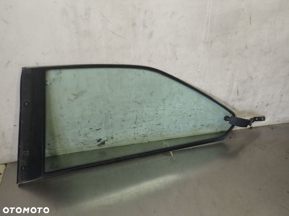 SZYBA KAROSERYJNA PRAWA TYLNA BMW E36 COUPE 2.0 M52B20 - 4