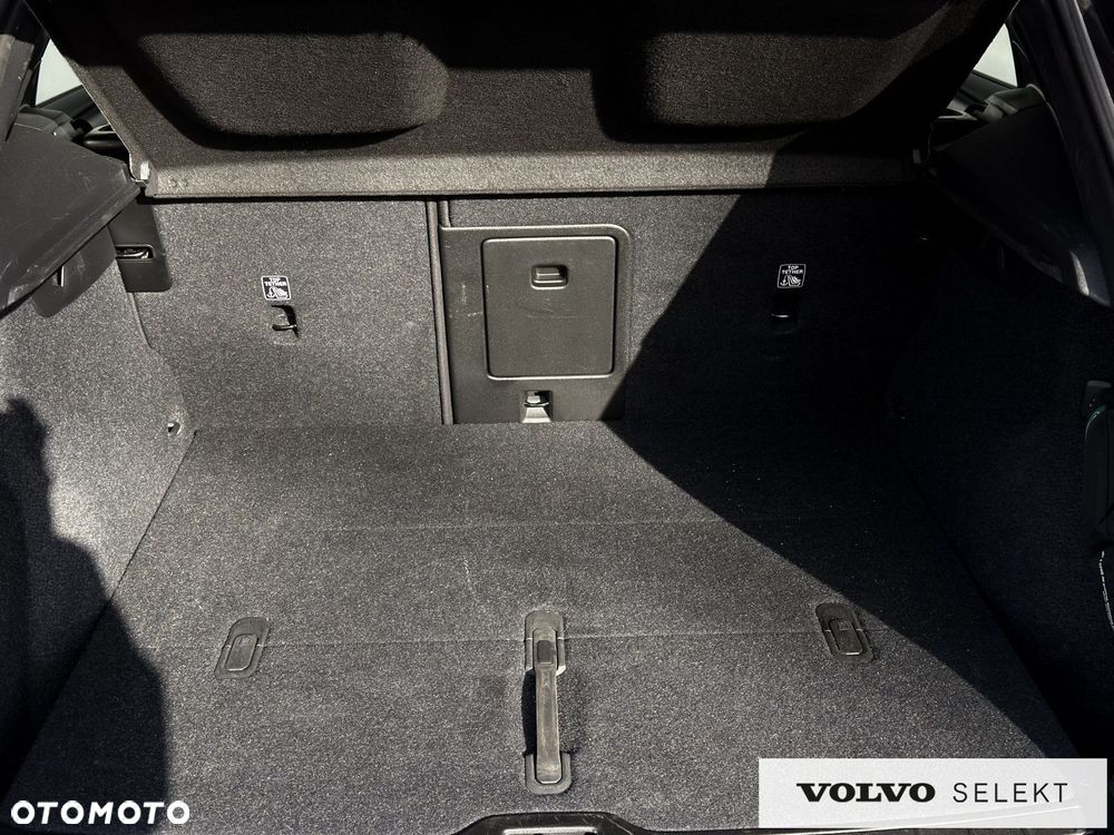 Volvo XC 40 - 12