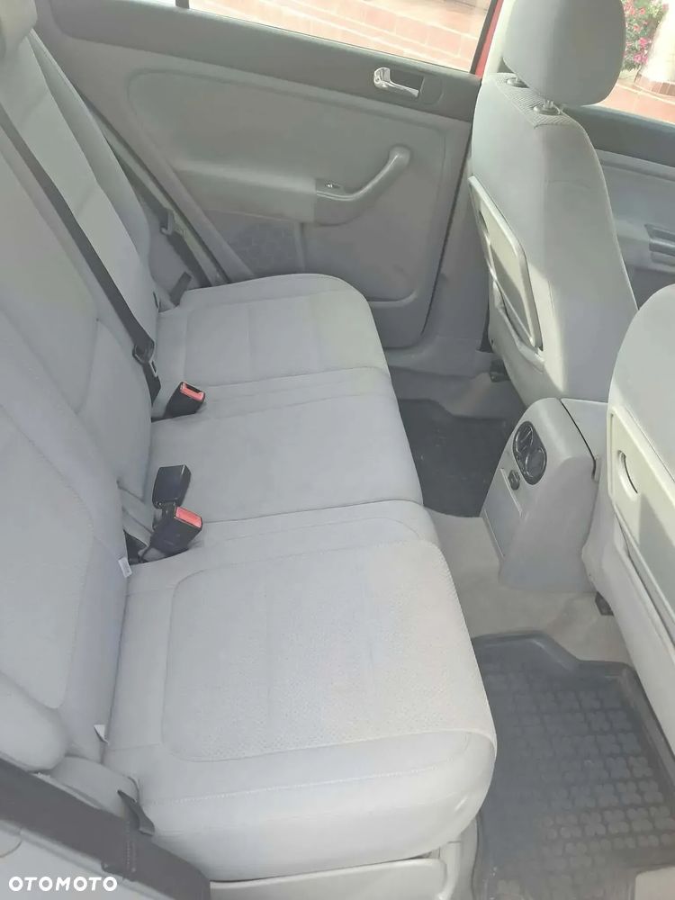 Volkswagen Golf - 7