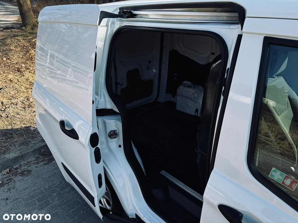 Ford Courier - 9