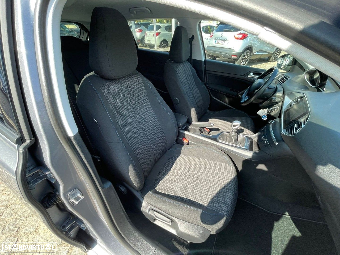 Peugeot 308 1.2 PureTech Allure - 10