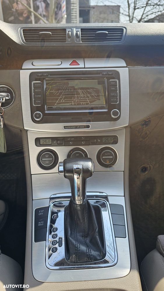 Volkswagen Passat 2.0 TDI Comfortline DPF DSG - 8