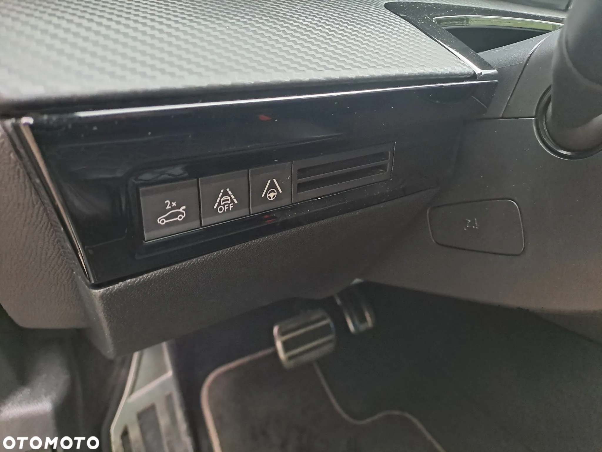 Peugeot 508 SW BlueHDi 130 GT S&S EAT8 - 17