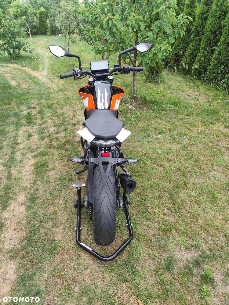 KTM Duke 125 - 4
