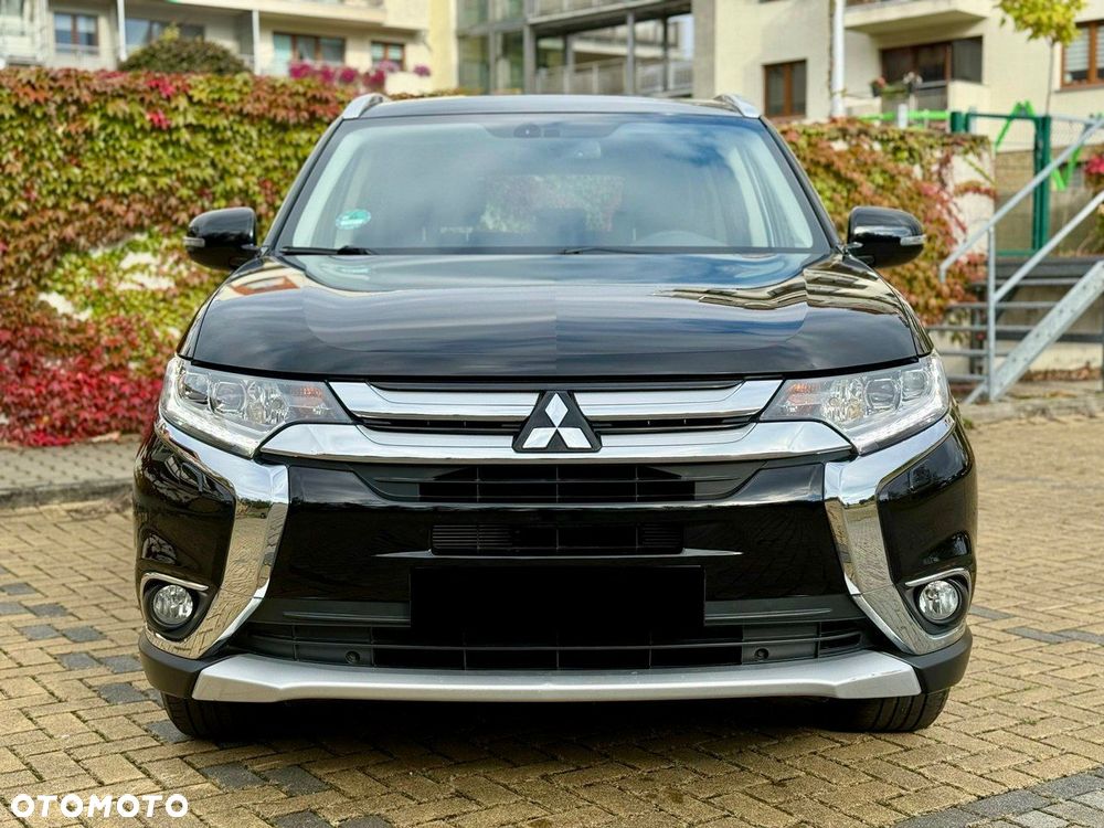 Mitsubishi Outlander - 12