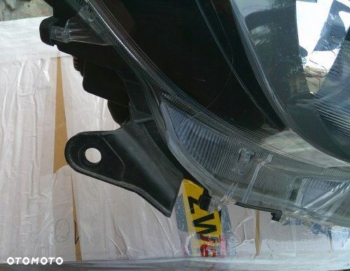 TOYOTA YARIS IV 4 SOCZEWKA PRAWA PRZEDNIA LAMPA ORYGINAŁ - 8