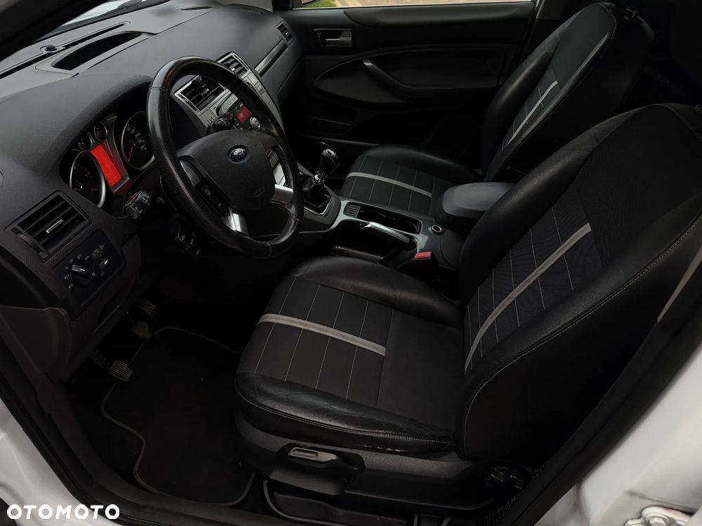 Ford Kuga 2.0 TDCi Trend - 11