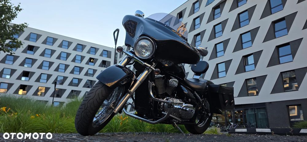 Suzuki Intruder - 2