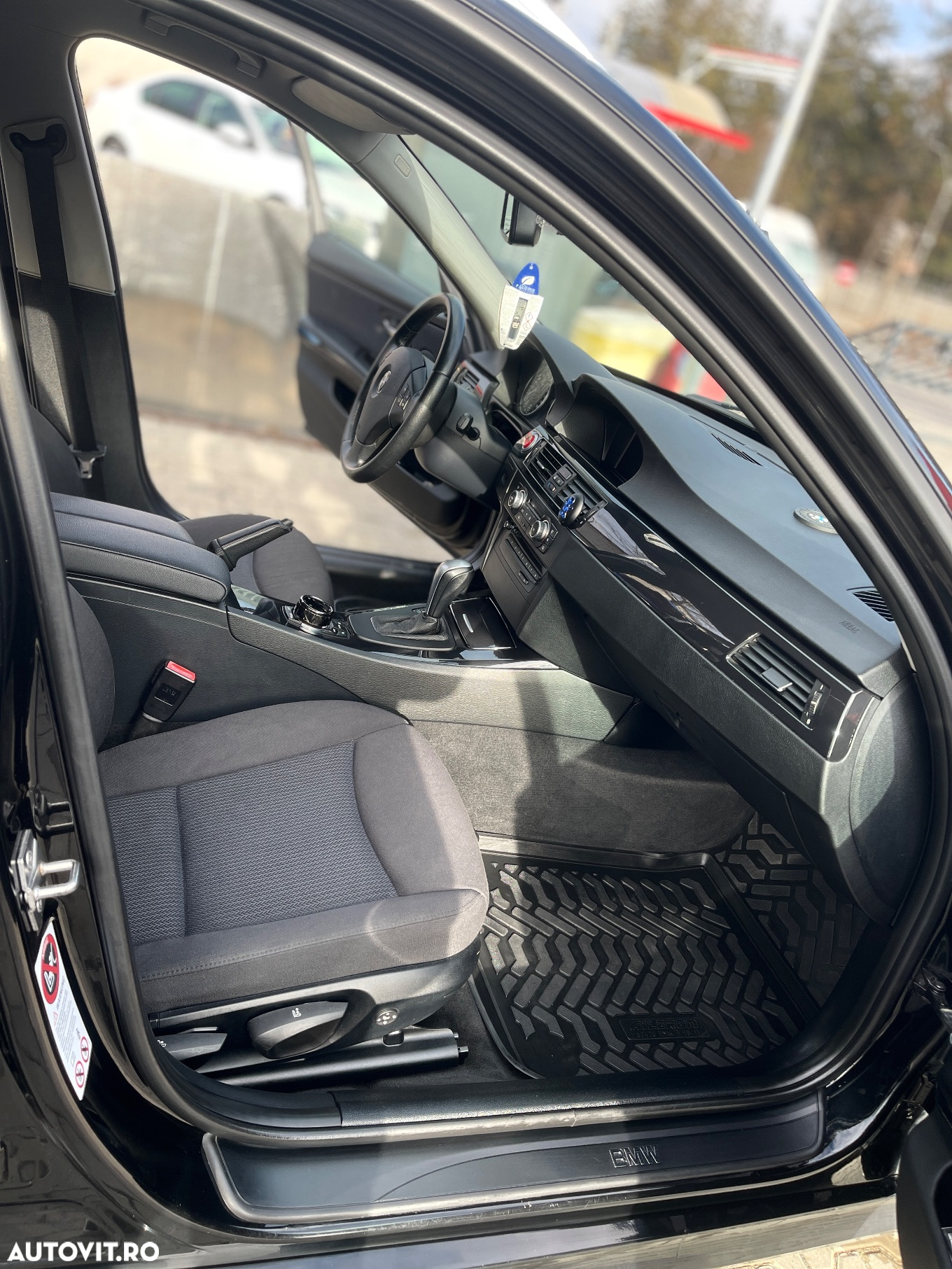 BMW Seria 3 - 21