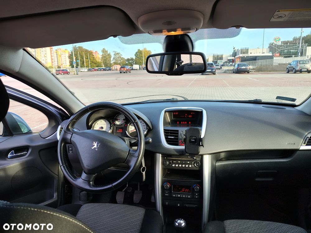 Peugeot 207 - 7