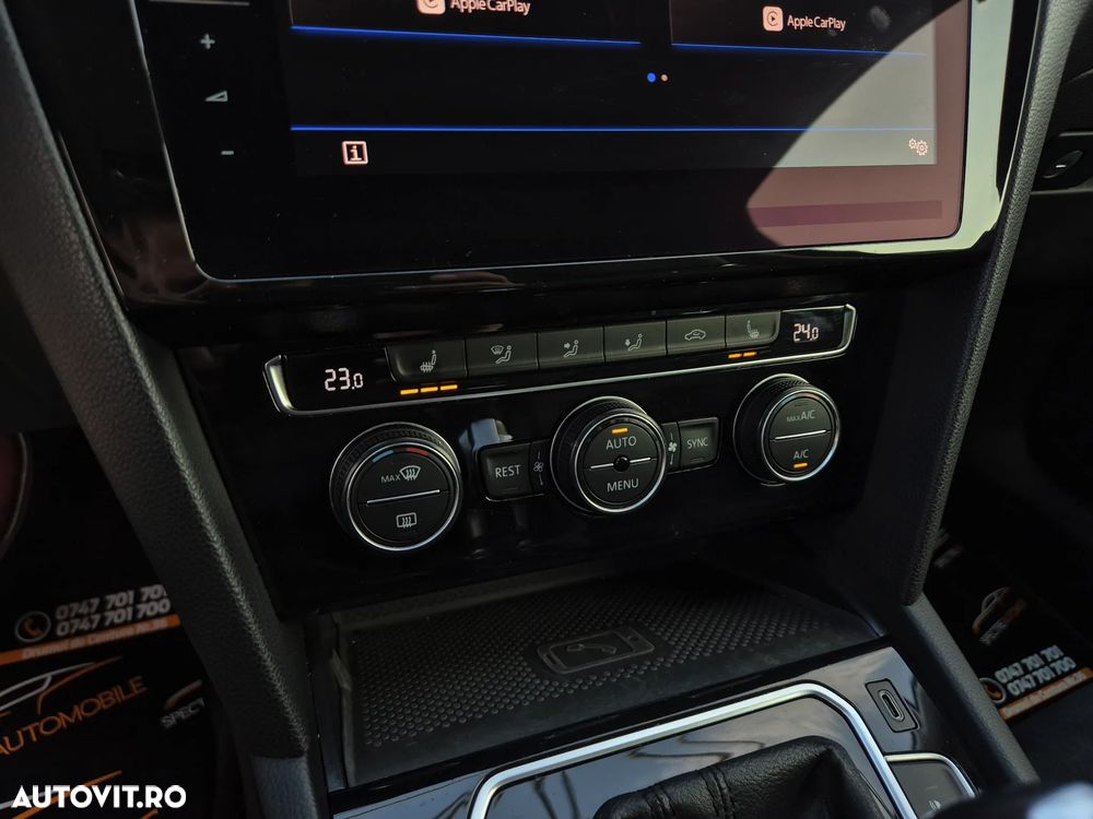 Volkswagen Passat - 31