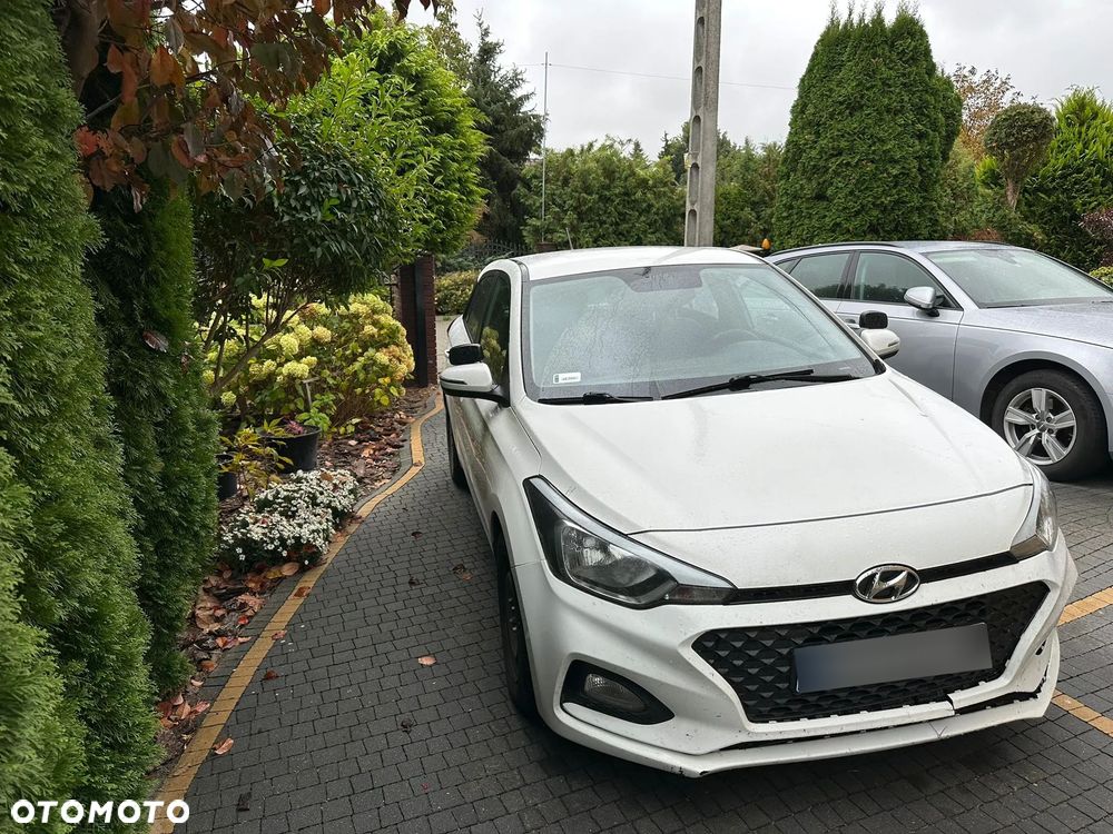 Hyundai i20 1.2 BlueDrive Classic + - 2