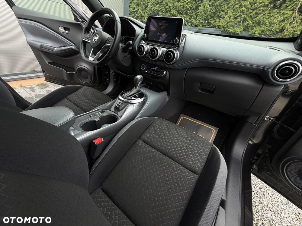 Nissan Juke 1.0 DIG-T DCT N-Connecta - 16