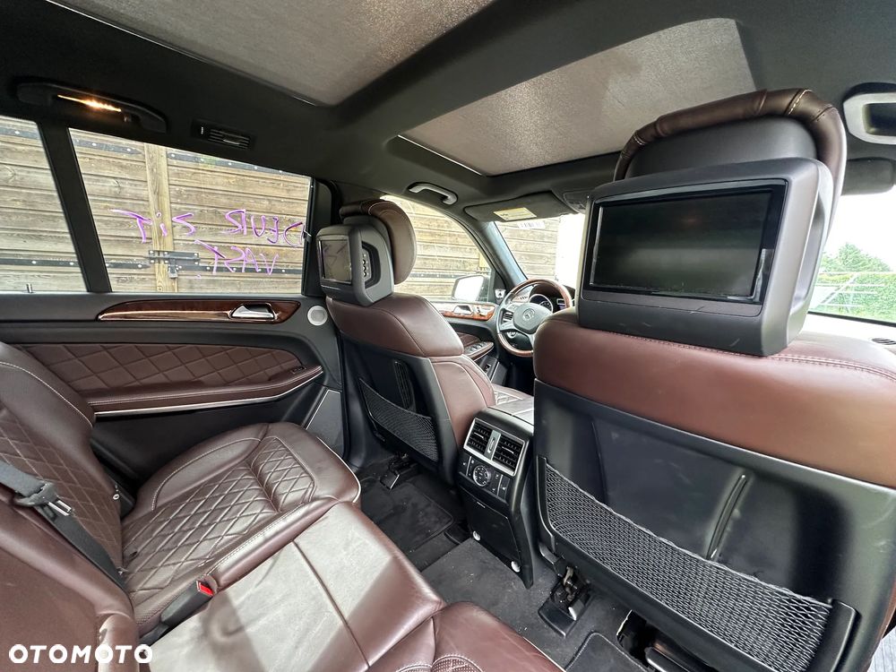 Mercedes-Benz GL 500 4-Matic - 9