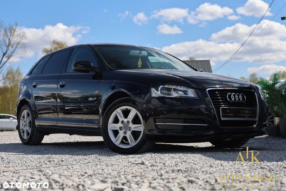Audi A3 Sportback - 2