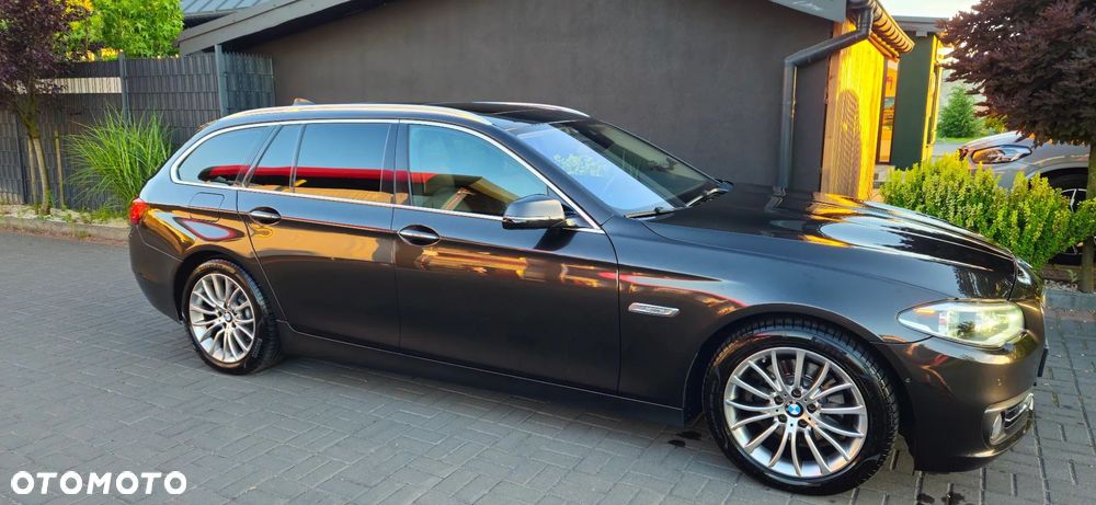 BMW Seria 5 520d Luxury Line - 2