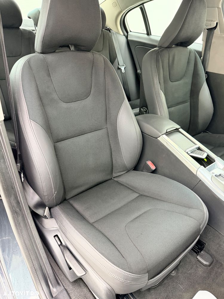 Volvo S60 D3 Geartronic Momentum - 15