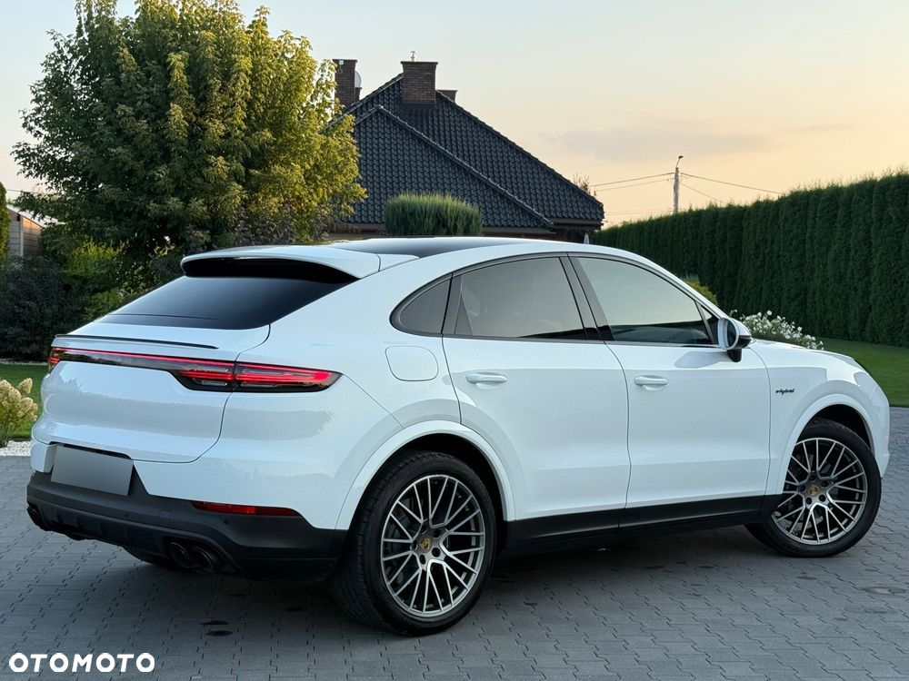 Porsche Cayenne Platinum Edition - 14