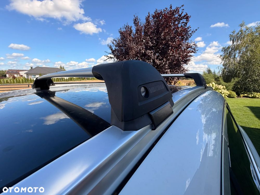 Mercedes-Benz GLC 300 4Matic 9G-TRONIC AMG Line - 3