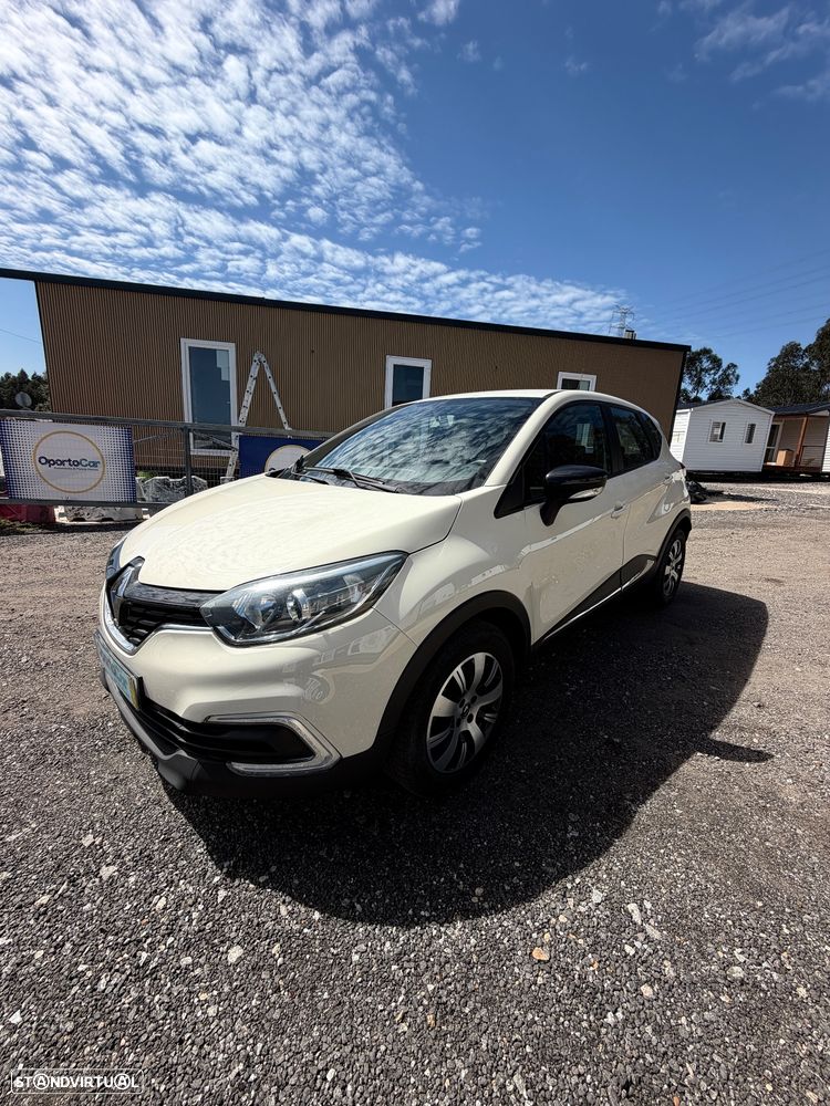 Renault Captur 1.5 dCi Red Edition - 8