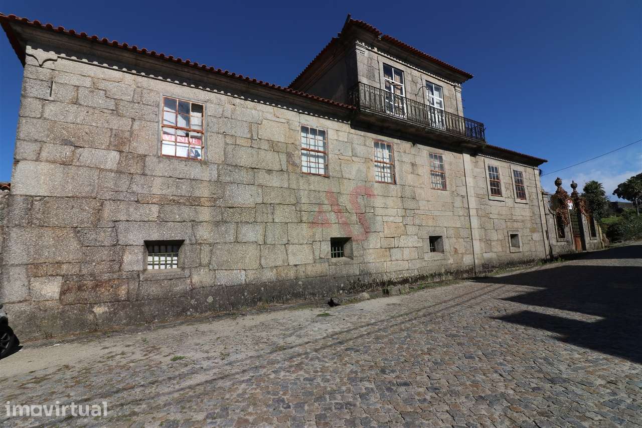 Quinta centenária para restauro com 3.200 m2 em Raimonda, Paços de Fer - Grande imagem: 2/60