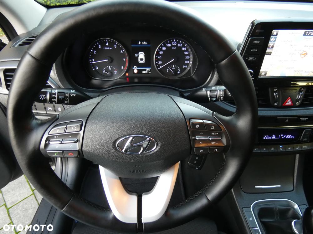 Hyundai i30 1.4 T-GDI Fastback Premium - 16