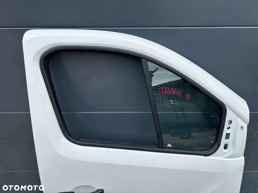 TRAFIC III VIVARO III  IV drzwi prawy przód BIAŁE w kolor 474 - 4