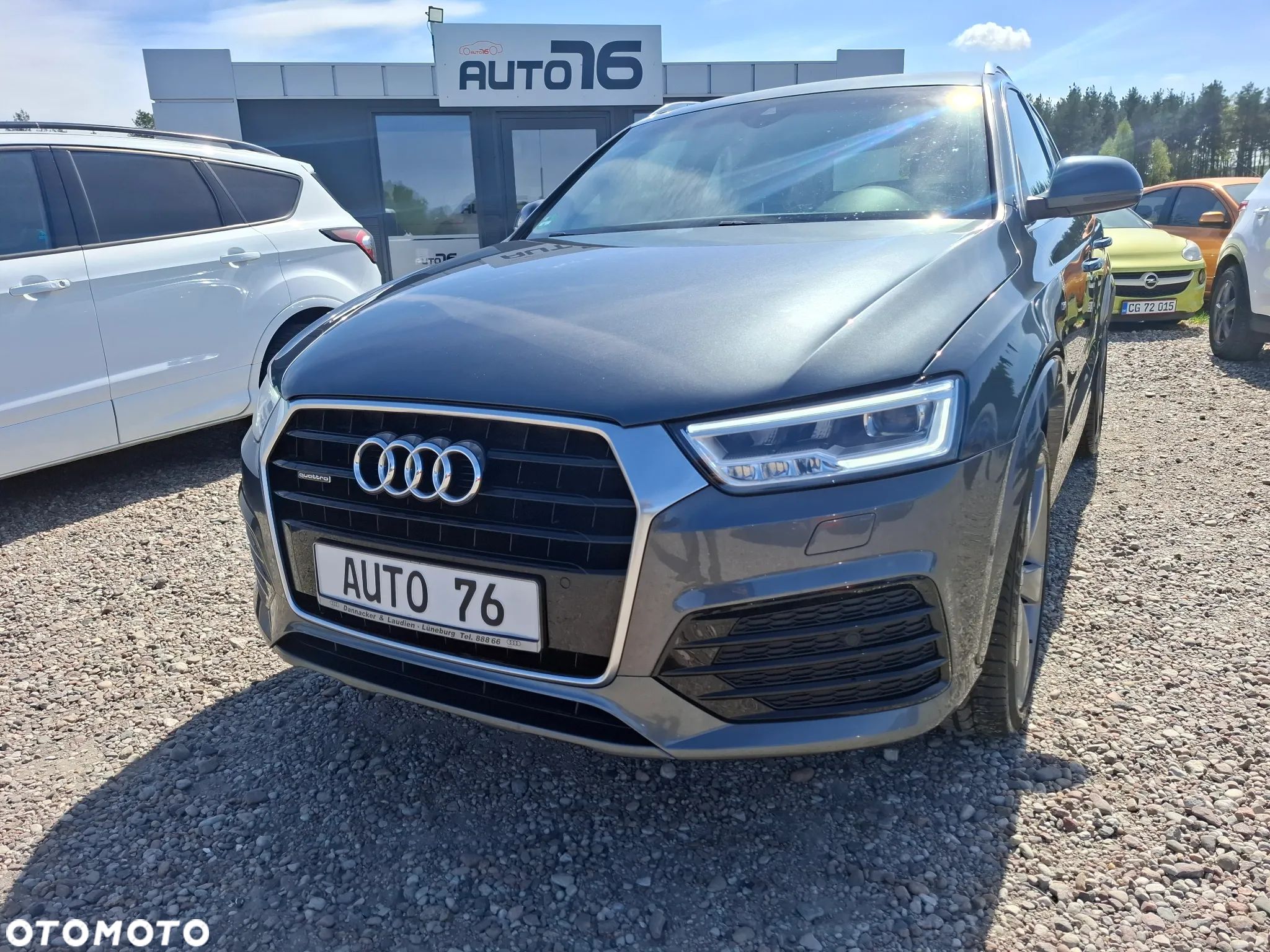 Audi Q3 - 1