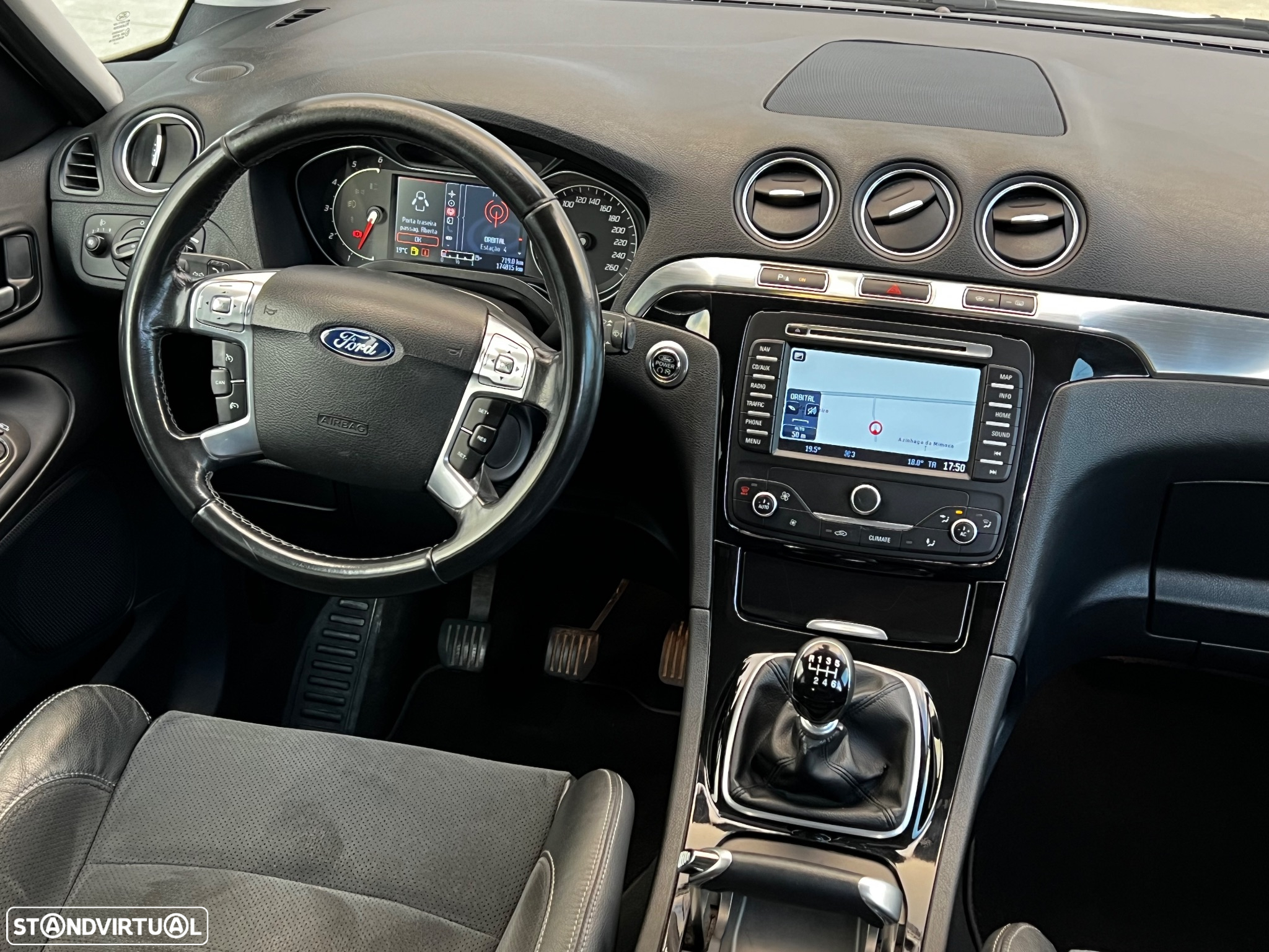 Ford S-Max 2.0 TDCi Titanium 7L 139g - 15