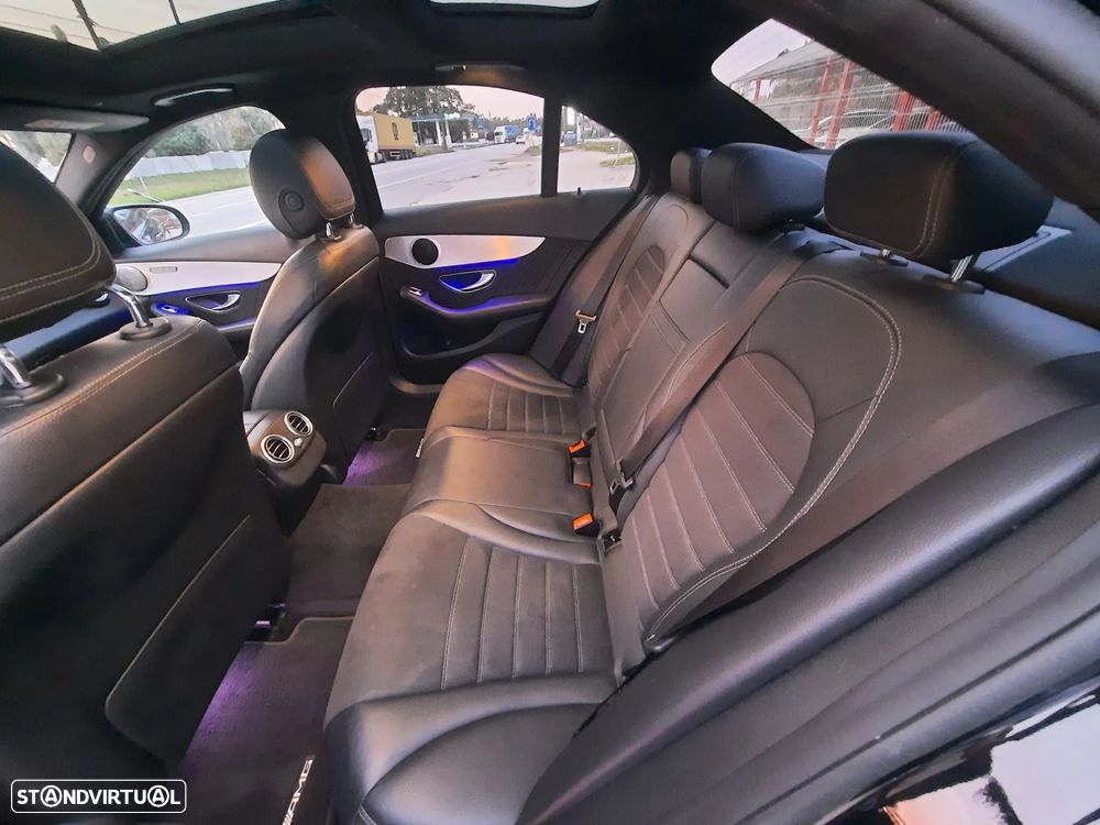 Mercedes-Benz C 300 de AMG Line - 31