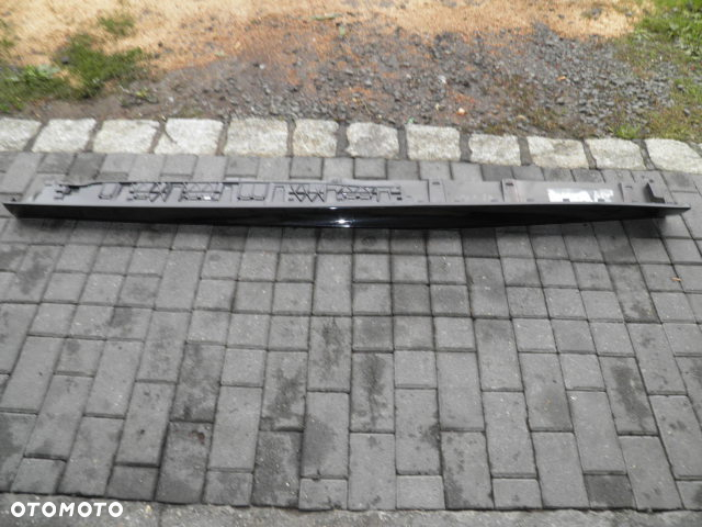 LISTWA PROGOWA LEWA AUDI R8 - 9