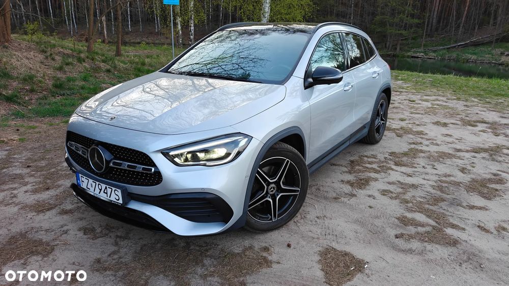 Mercedes-Benz GLA 200 AMG Line - 1