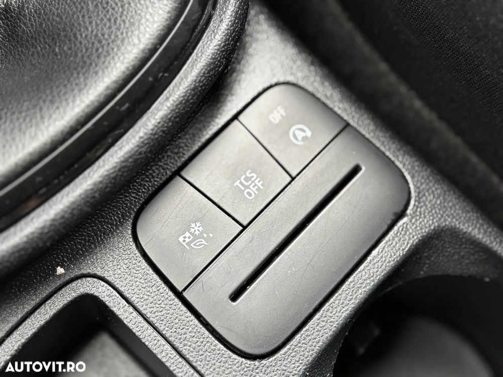 Ford Fiesta 1.0 EcoBoost Trend - 22