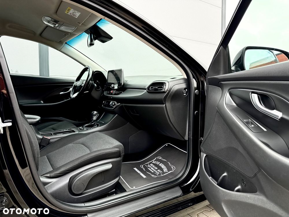 Hyundai i30 - 30