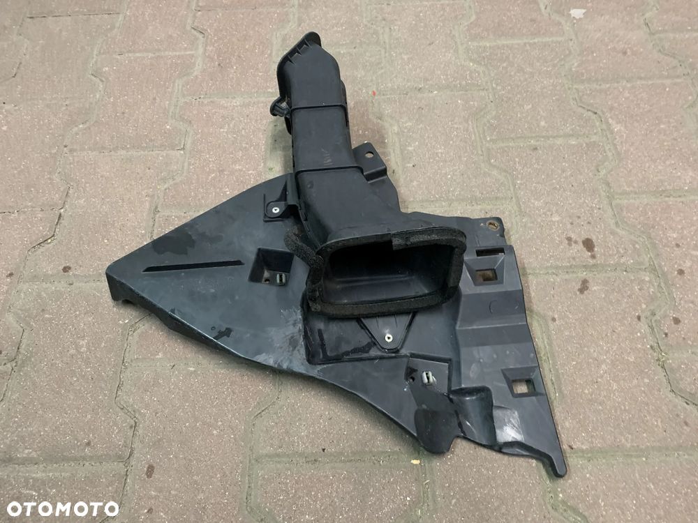 LEXUS IS III 2013- WLOT POWIETRZA PRAWY KIEROWNICA OSŁONA PRAWA 53297-53050