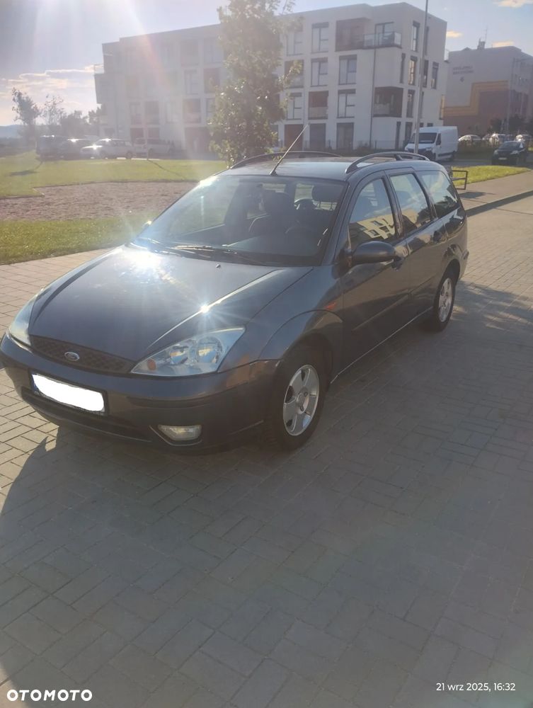 Ford Focus - 1